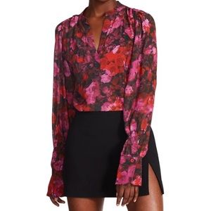 NWT Steve Madden Multi Hudson Pink Red Rose Floral Print Top V-neck S